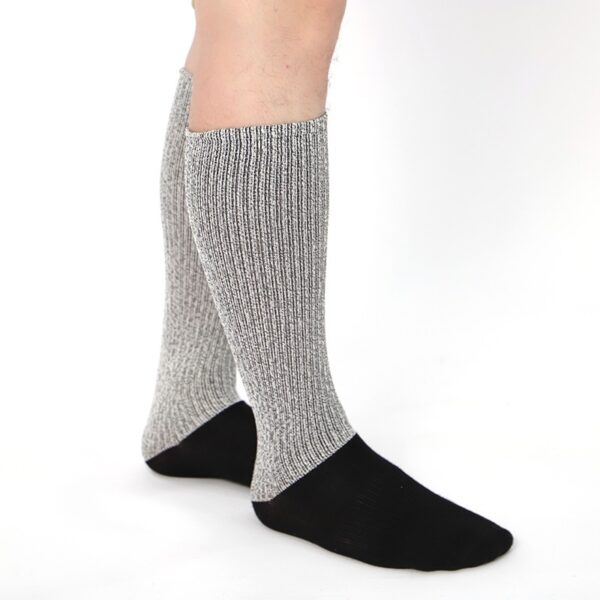 Silicone Non-slip Wear-resistant Outdoor Field Cut-resistant Toe Socks - Image 4