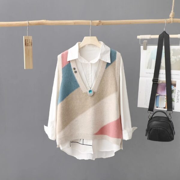 Women's Outerwear Contrast Color V-neck Sweater - Image 8